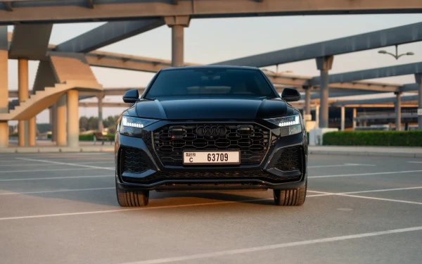 Black Audi RSQ8, 2023 Photo 3