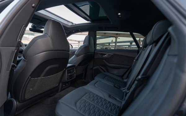 Black Audi RSQ8, 2023 Photo 7