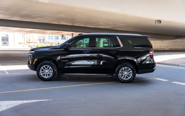 Black Chevrolet Tahoe, 2025 Photo 4