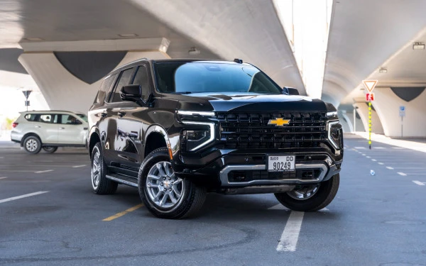 Black Chevrolet Tahoe, 2025 Photo 6