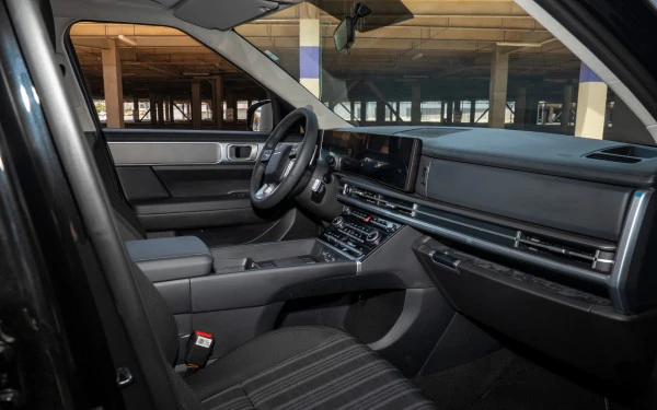 Black Hyundai Santa Fe, 2026 Photo 9