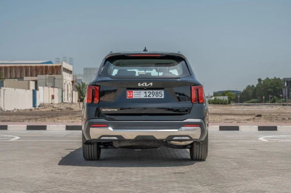 Black KIA Sorento, 2024 Photo 4