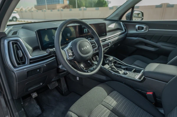 Black KIA Sorento, 2024 Photo 6