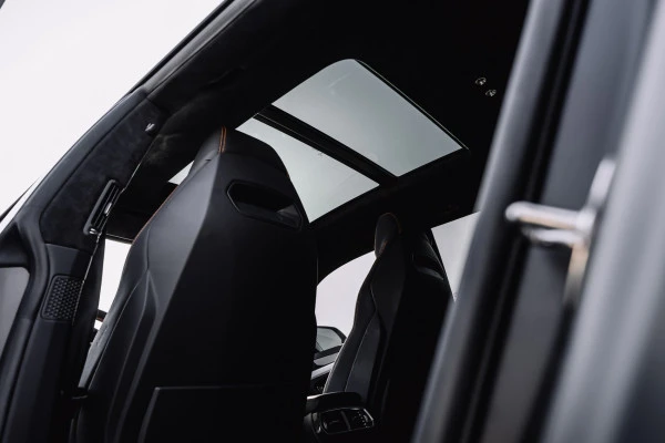 Black Lamborghini Urus MY20, 2025 Photo 5