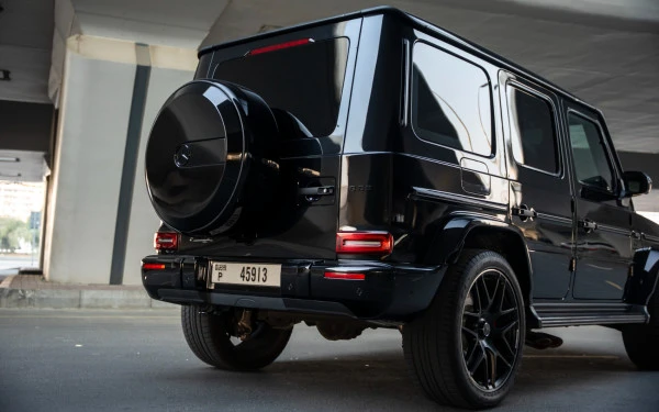 Black Mercedes G63 AMG, 2023 Photo 6