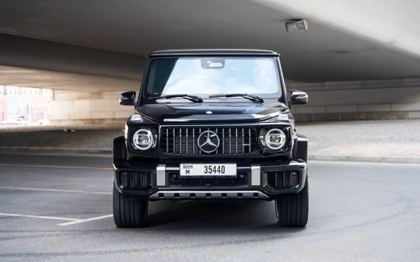 Black Mercedes G63 AMG, 2025 Photo 2