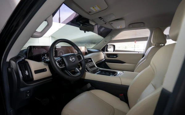 Black Nissan Patrol SE, 2025 Photo 5