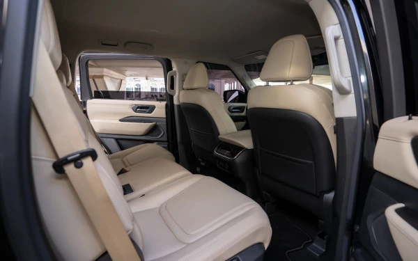 Black Nissan Patrol SE, 2025 Photo 7
