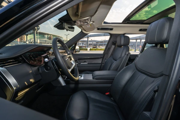 Black Range Rover Vogue HSE, 2023 Photo 4