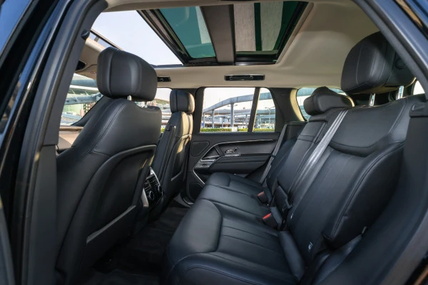Black Range Rover Vogue HSE, 2023 Photo 7