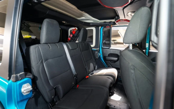 Blue Jeep Wrangler Limited Sport Edition convertible, 2020 Photo 5