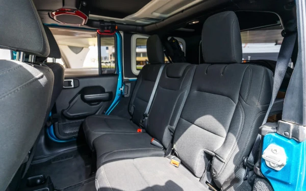 Blue Jeep Wrangler Limited Sport Edition convertible, 2020 Photo 7