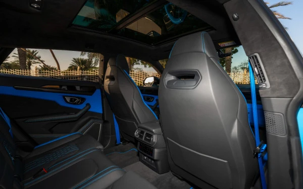 Blue Lamborghini Urus, 2023 Photo 22