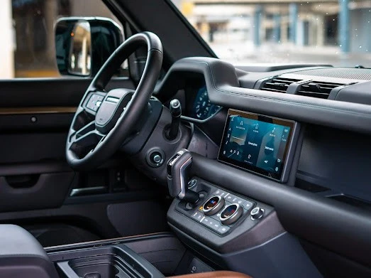 Brown Range Rover Defender V6 X, 2021 Photo 9