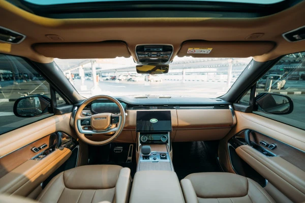 Dark Grey Range Rover Vogue HSE, 2023 Photo 5