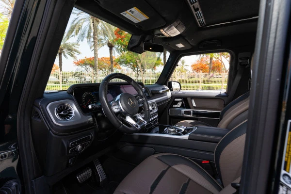 Green Mercedes G63 AMG, 2021 Photo 5