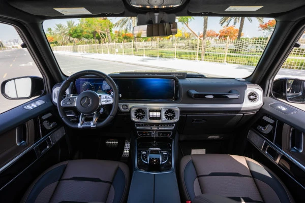 Green Mercedes G63 AMG, 2021 Photo 9