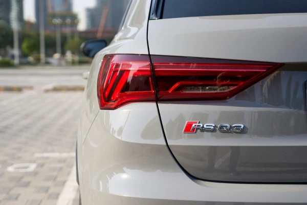 Grey Audi RSQ3, 2022 Photo 1