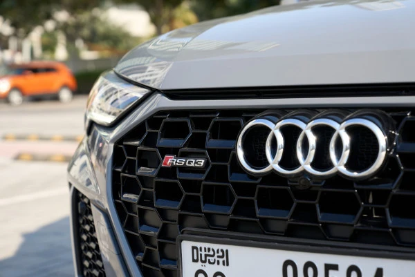 Grey Audi RSQ3, 2022 Photo 5