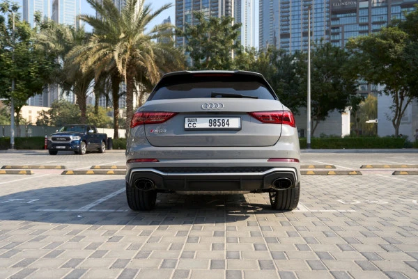 Grey Audi RSQ3, 2022 Photo 8