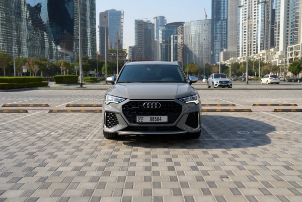 Grey Audi RSQ3, 2022 Photo 13