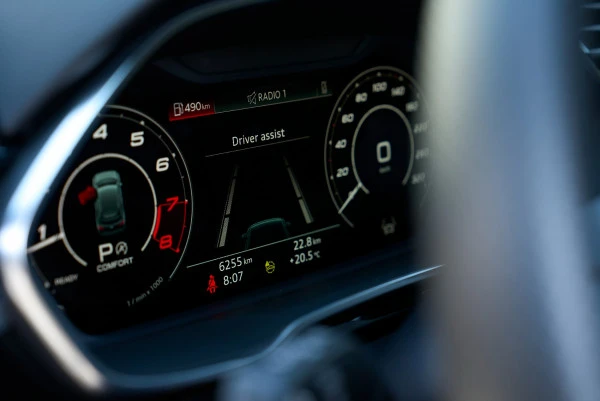 Grey Audi RSQ3, 2022 Photo 15