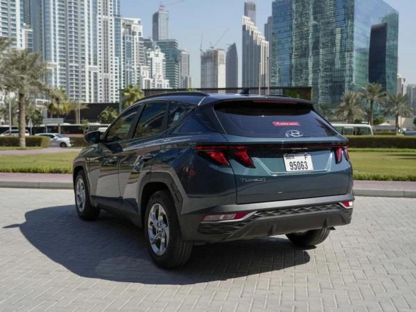 Grey Hyundai Tucson, 2023 Photo 6