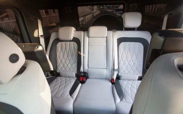 Grey Mercedes G63 AMG, 2022 Photo 6