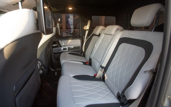 Grey Mercedes G63 AMG, 2022 Photo 7