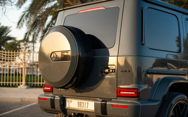 Grey Mercedes G63 AMG, 2022 Photo 4