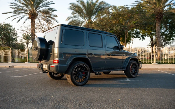 Grey Mercedes G63 AMG, 2022 Photo 6