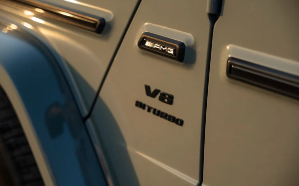 Grey Mercedes G63 AMG, 2022 Photo 11