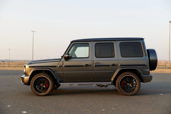 Grey Mercedes G63 AMG, 2023 Photo 22