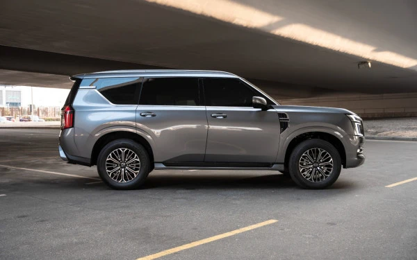 Grey Nissan Patrol Platinum V6, 2025 Photo 2