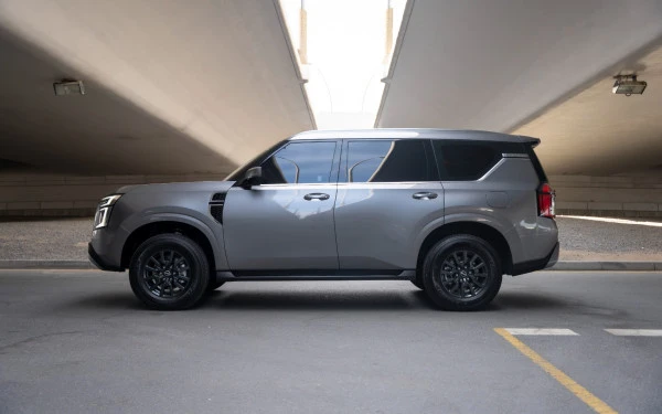 Grey Nissan Patrol SE, 2025 Photo 2