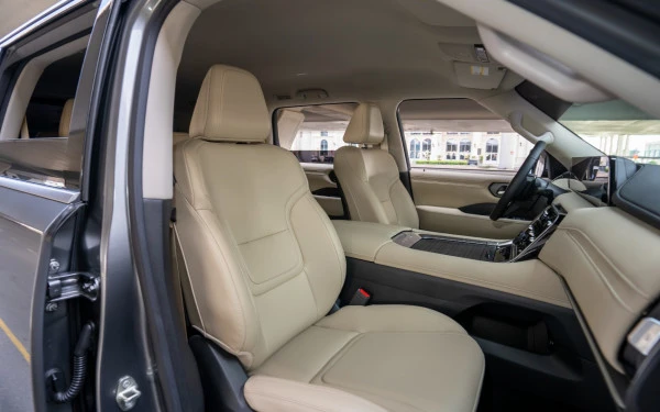 Grey Nissan Patrol SE, 2025 Photo 6