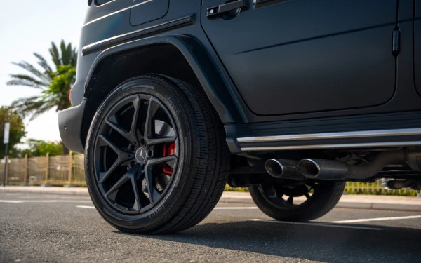 Matte Black Mercedes G63 AMG, 2022 Photo 11