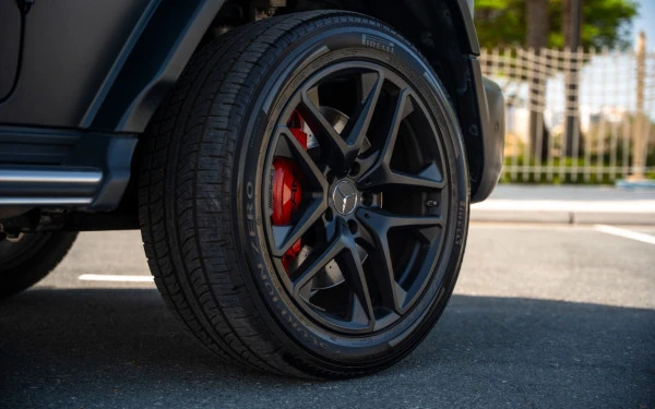 Matte Black Mercedes G63 AMG, 2022 Photo 13