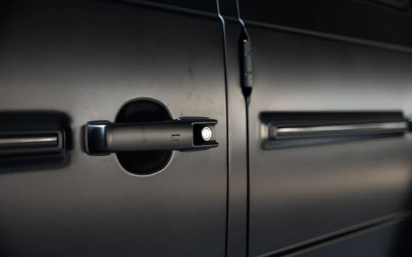Matte Black Mercedes G63 AMG, 2025 Photo 4