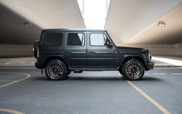Matte Black Mercedes G63 AMG, 2025 Photo 11