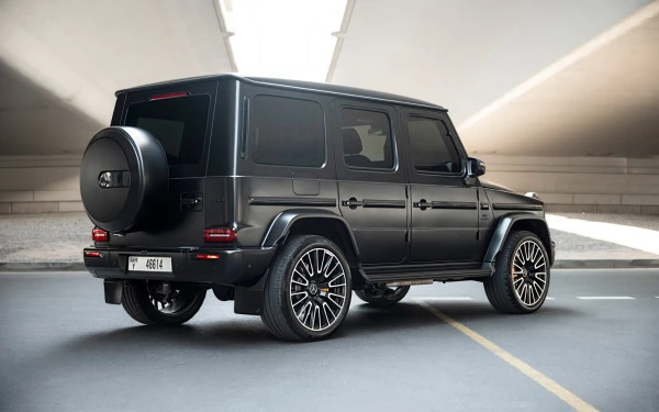 Matte Black Mercedes G63 AMG, 2025 Photo 12
