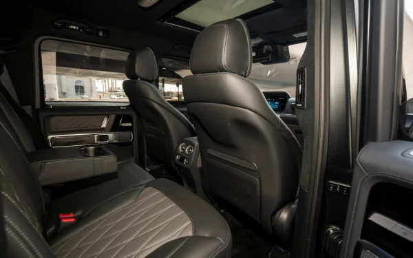 Matte Black Mercedes G63 AMG, 2025 Photo 20