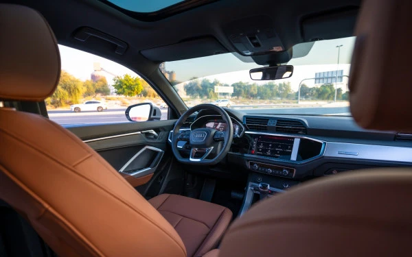 Silver Audi Q3 Sportback, 2025 Photo 9