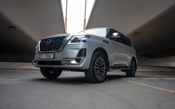 Silver Nissan Patrol Platinum V6, 2024 Photo 1