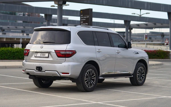 Silver Nissan Patrol Platinum V6, 2024 Photo 3
