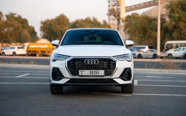 White Audi Q3 Sportback, 2025 Photo 1