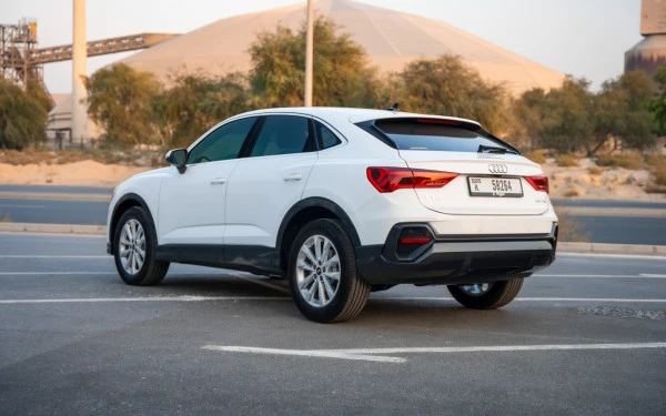 White Audi Q3 Sportback, 2025 Photo 3