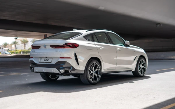 White BMW X6, 2023 Photo 3