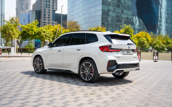 White BMW X1, 2025 Photo 1
