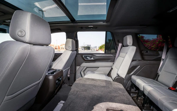 White Chevrolet Tahoe, 2021 Photo 6